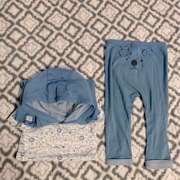 Set - Picture 2 of 2